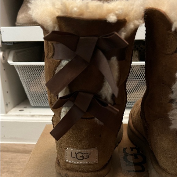 UGG Chestnut Bailey Bow Women’s 7 - Picture 8 of 12